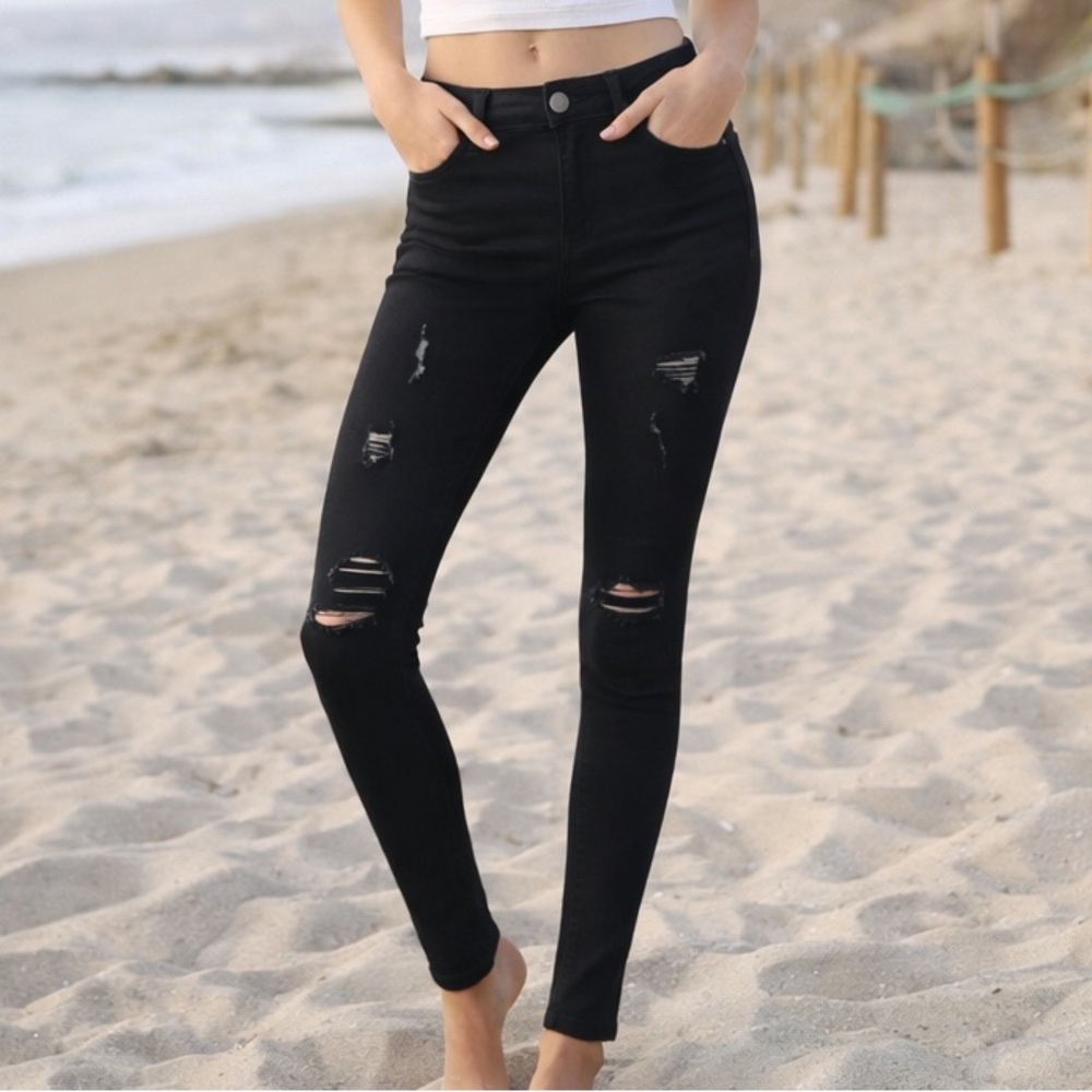 Hollister Black Distressed High-Rise Super Skinny Jeans 3 long